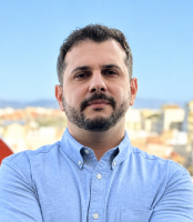 Dr. Javier Mesas Fernández