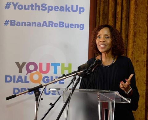 Пані Нео Масісі, перша леді Ботсвани