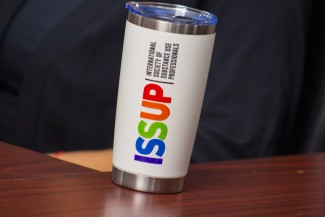 ISSUP El Salvador ra mắt ngày 26 tháng 4 năm 2024.